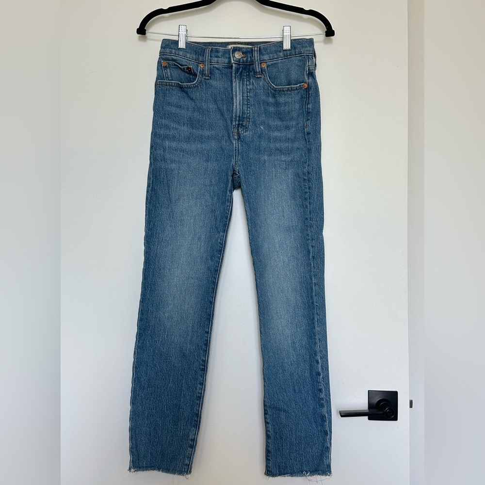 Madewell Women’s Straight Jeans (“The Perfect Vintage Jean”)